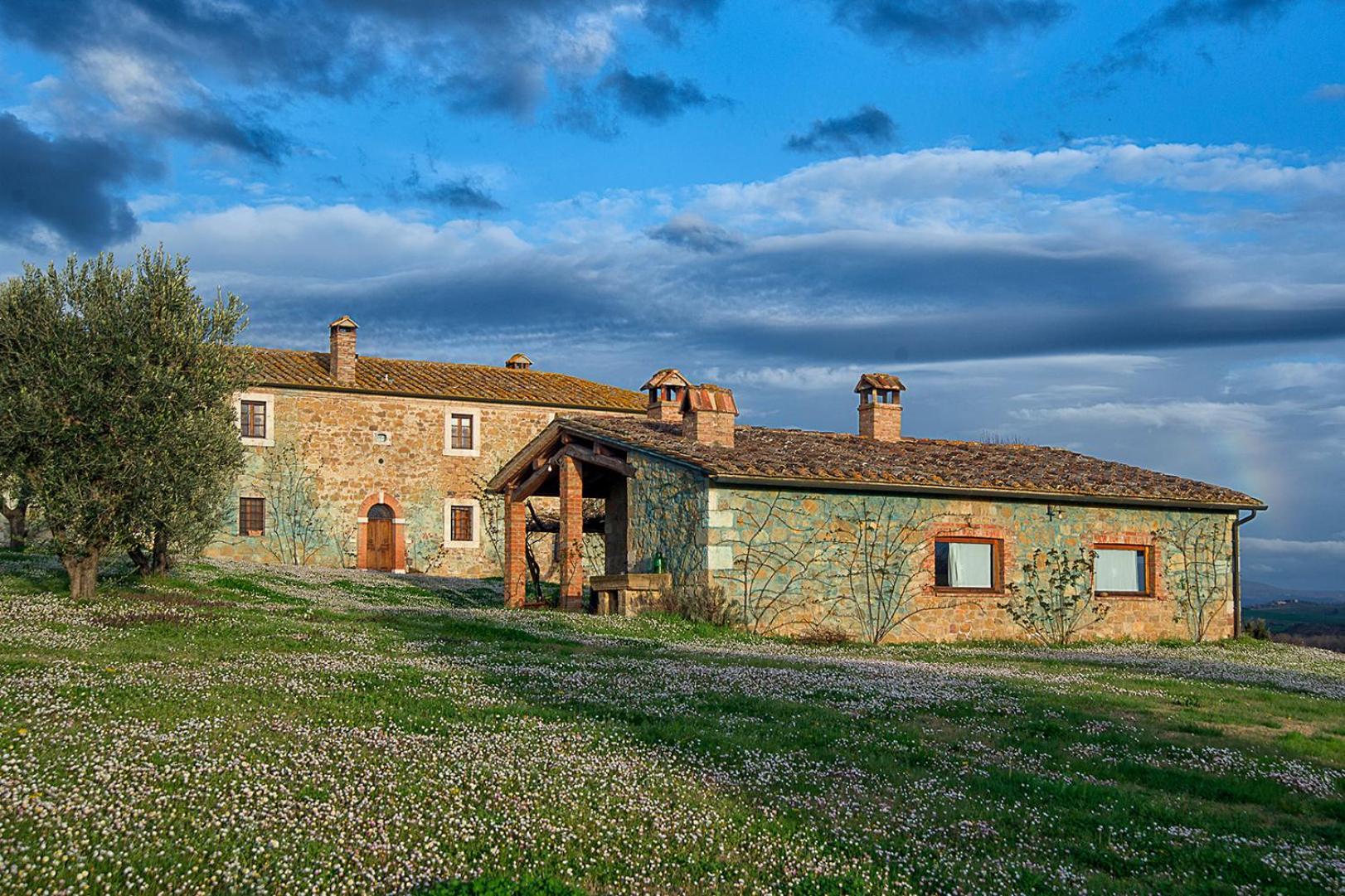Agriturismo Le Sorbelle D'Orcia Con Piscina Pienza Luaran gambar