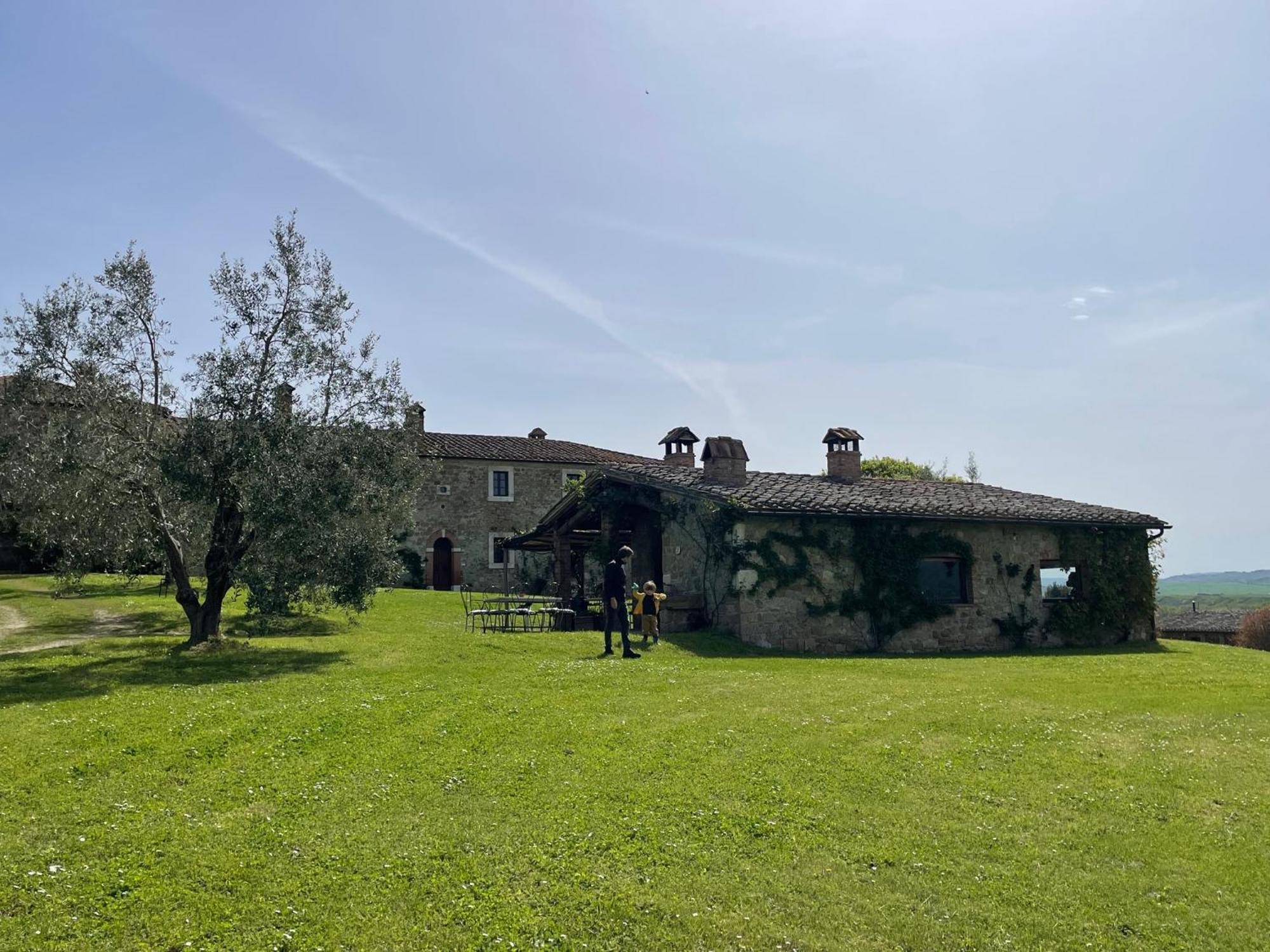 Agriturismo Le Sorbelle D'Orcia Con Piscina Pienza Luaran gambar