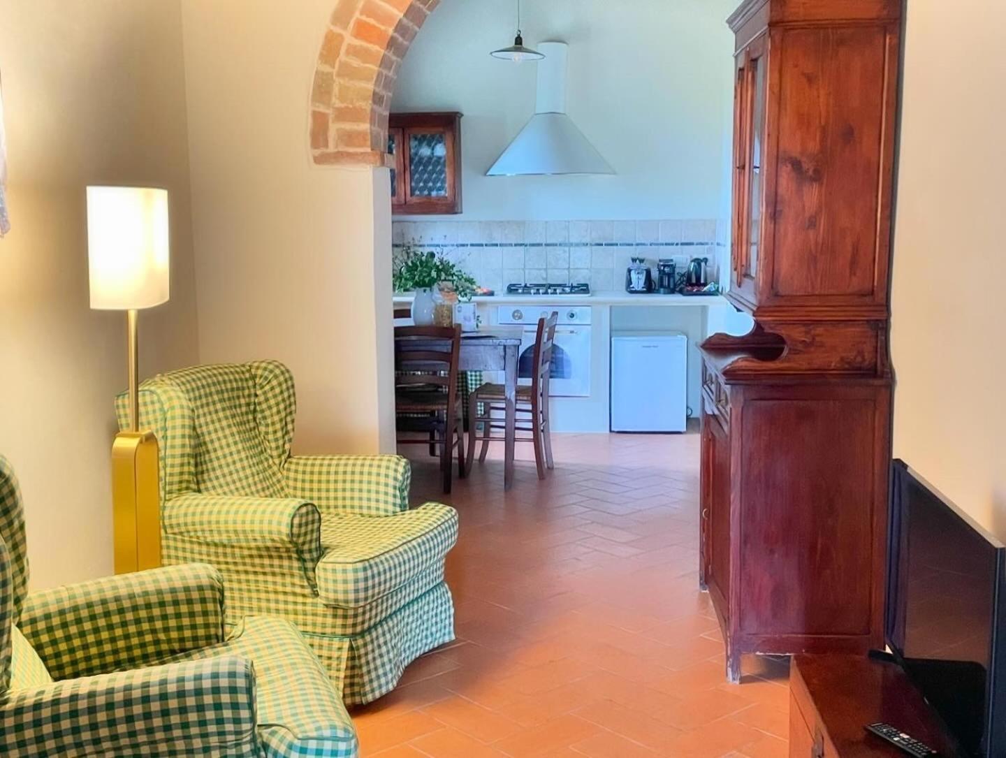 Agriturismo Le Sorbelle D'Orcia Con Piscina Pienza Luaran gambar