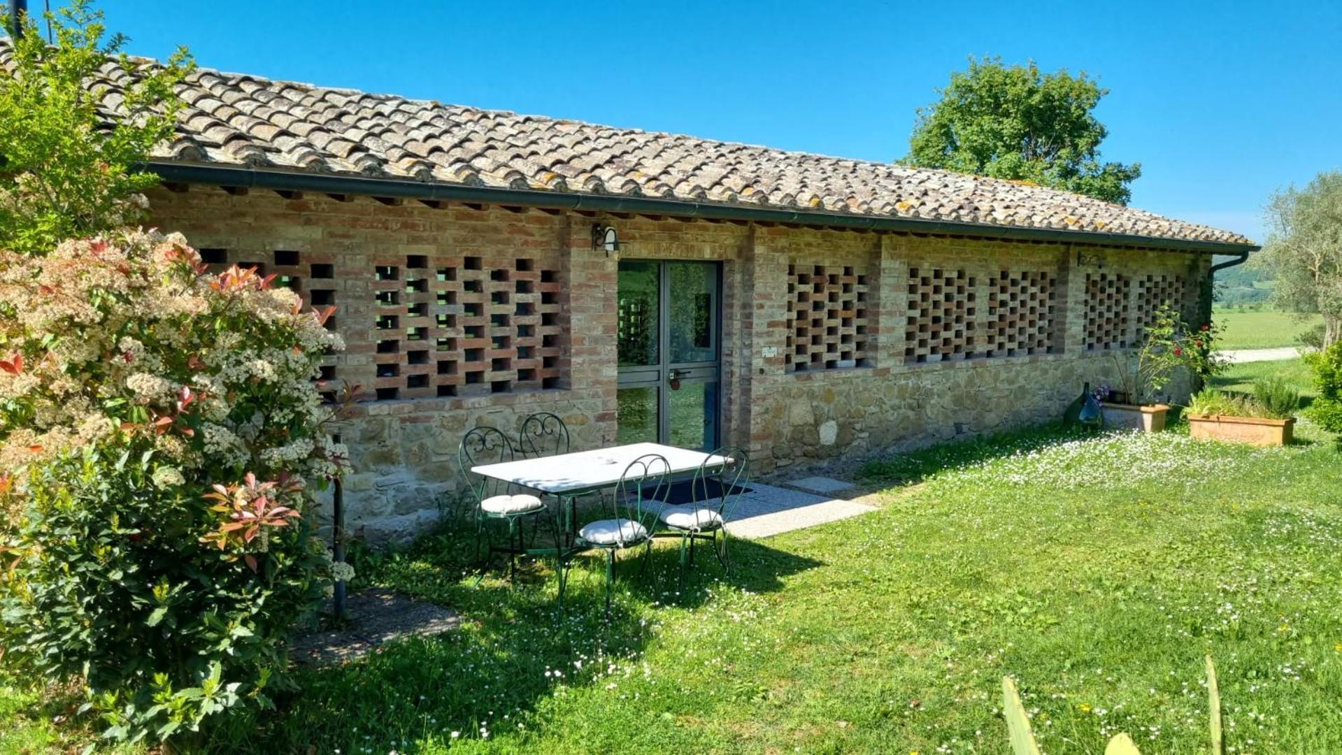 Agriturismo Le Sorbelle D'Orcia Con Piscina Pienza Luaran gambar