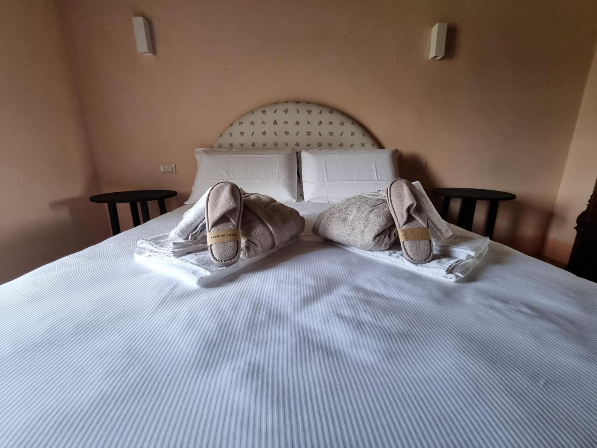 Agriturismo Le Sorbelle D'Orcia Con Piscina Pienza Luaran gambar