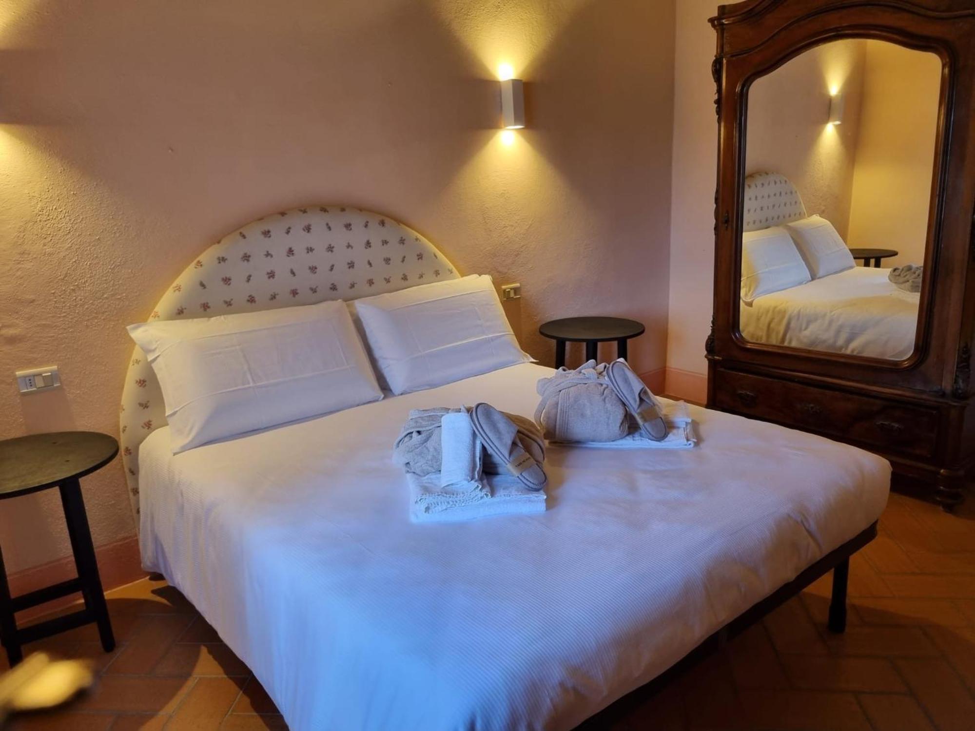 Agriturismo Le Sorbelle D'Orcia Con Piscina Pienza Luaran gambar